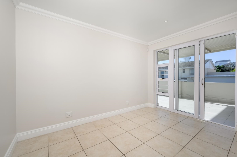 2 Bedroom Property for Sale in Humewood Eastern Cape